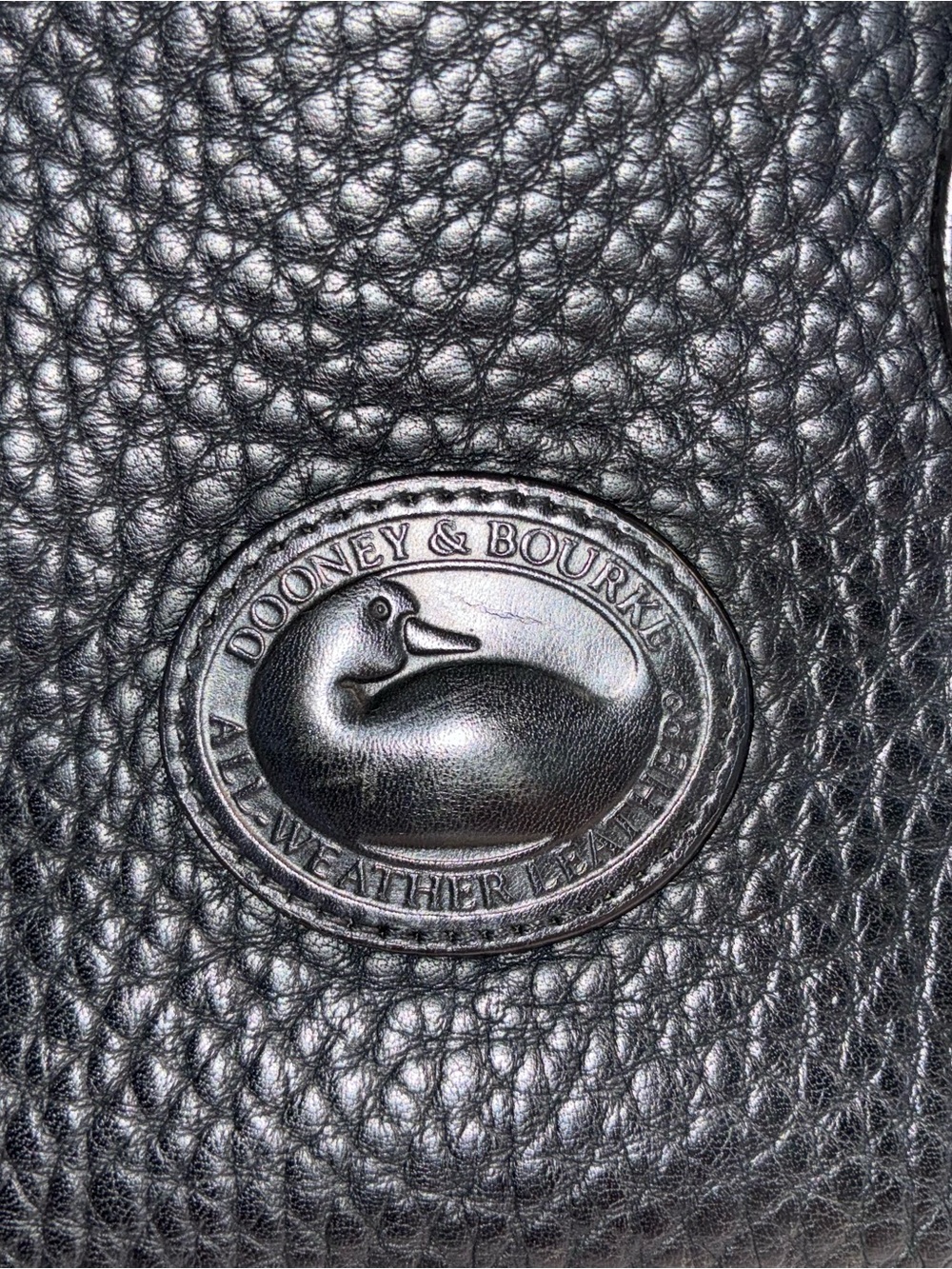 Vintage Dooney & Bourke Boston Black Pebbled Leather Satchel with Brass Hardware - Picture 4 of 13